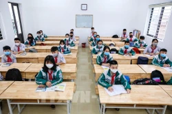 Bộ Giáo dục và Đào tạo phối hợp với Bộ Y tế triển khai mở cửa trường học đảm bảo an toàn