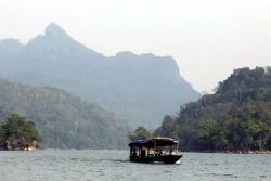 Cần thực hiện các giải pháp khắc phục sự bồi lắng, sạt lở ở Khu Ramsar Vườn quốc gia Ba Bể
