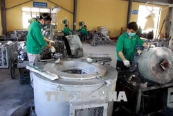 Chính phủ quy định chính sách hỗ trợ doanh nghiệp vừa và nhỏ