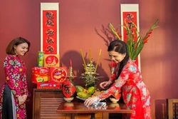 Bàn thờ gia tiên - nơi hội tụ những giá trị thiêng liêng của Tết
