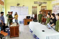 Bắt giam, khởi tố đối tượng mua bán trái phép hóa đơn, gây rối trật tự công cộng