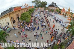 Nghi thức rước đại lịch của người Khmer Nam Bộ
