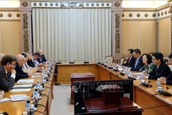 Thành phố Hồ Chí Minh và Vương quốc Anh thúc đẩy hợp tác giữa các cơ quan dân cử