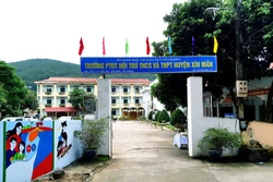 Vụ 55 học sinh nhập viện ở huyện Xín Mần (Hà Giang): Sức khỏe các em đang dần ổn định