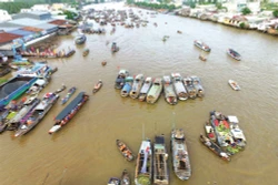 Ngày hội du lịch chợ nổi Cái Răng