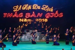Khai mạc Lễ hội Du lịch thác Bản Giốc năm 2018