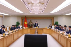 Phó Thủ tướng Trần Hồng Hà chủ trì phiên họp. Ảnh: Văn Điệp - TTXVN