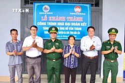 Xóa nhà tạm: Tiếp sức cho người dân vùng biên ổn định cuộc sống