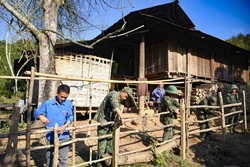 Một góc khu trung tâm xã Nậm Vì, huyện Mường Nhé. Ảnh: Xuân Tư – TTXVN
