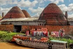 Nghề làm gốm đỏ Vĩnh Long