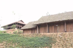 Những kiêng kỵ trong tập quán dựng nhà của người Giáy