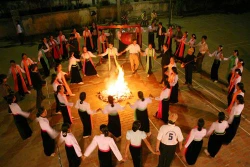 Sẵn sàng cho Ngày hội văn hóa các dân tộc huyện Mộc Châu năm 2017