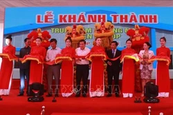 Mở cửa Trung tâm thương mại phục vụ người dân vùng biên Bù Đốp