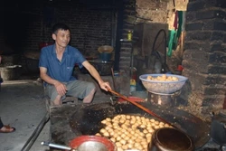 Hấp dẫn đậu phụ chao Thông Huề (Cao Bằng)
