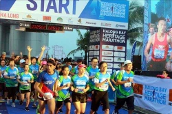 Hơn 3.000 vận động viên tham gia Giải Marathon Quốc tế Di sản Vịnh Hạ Long