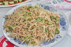 Bánh tráng sắn xúc mít trộn