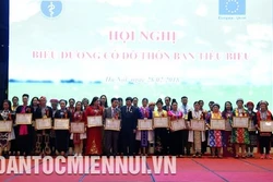 Biểu dương 66 cô đỡ thôn, bản tiêu biểu trên cả nước