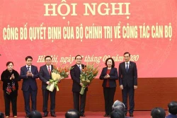 Đồng chí Vương Đình Huệ giữ chức Bí thư Thành ủy Hà Nội