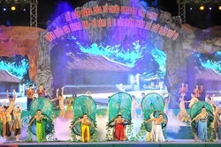 Lễ đón nhận Bằng UNESCO ghi danh Vườn quốc gia Phong Nha – Kẻ Bàng là Di sản thiên nhiên thế giới lần 2