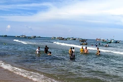Khám phá vẻ đẹp hoang sơ của Hòn Sơn