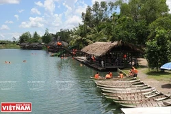 Chốn đồng quê Bò Cạp Vàng