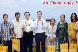 Chủ tịch nước Võ Văn Thưởng thăm xã nông thôn mới nâng cao tại thành phố Châu Đốc, An Giang