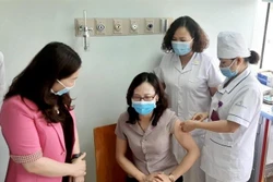 Đã có thêm 46.937 người Việt Nam được tiêm chủng vaccine phòng COVID-19