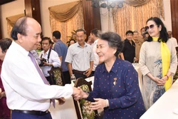 Chủ tịch nước Nguyễn Xuân Phúc gặp mặt Đoàn học sinh miền Nam trên đất Bắc