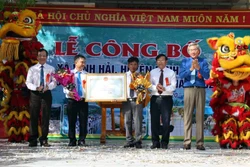 Ninh Thuận công nhận xã đặc biệt khó khăn vùng bãi ngang ven biển đạt chuẩn nông thôn mới