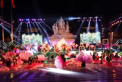 Chương trình nghệ thuật tại lễ hội hoa tam giác mạch tỉnh Hà Giang lần thứ VI-2020. Ảnh: Minh Tâm-TTXVN