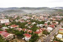 Toàn cảnh trung tâm huyện KBang. Ảnh: Hoài Nam - TTXVN