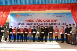 Kết nối nguồn lực, xây dựng trường học an toàn, thân thiện tại vùng cao Sơn La