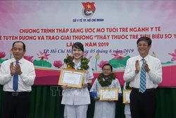 Thành phố Hồ Chí Minh tuyên dương 19 thầy thuốc trẻ tiêu biểu 