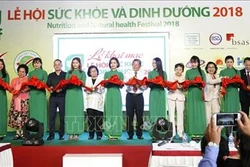 Nhiều loại thực phẩm an toàn được giới thiệu tại Lễ hội sức khỏe và dinh dưỡng