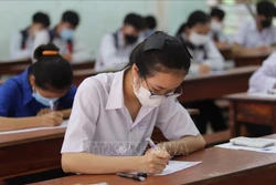 Kỳ thi Tốt nghiệp THPT năm 2021 tại Gia Lai kết thúc an toàn, nghiêm túc, đúng quy chế. Ảnh: Quang Thái - TTXVN