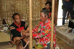 Cúng sức khỏe - nghi lễ vòng đời của người Ê Đê