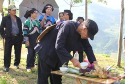 Quan niệm về đời sống tâm linh của người Bố Y