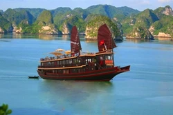 Phát triển bền vững vịnh Hạ Long (Bài cuối)