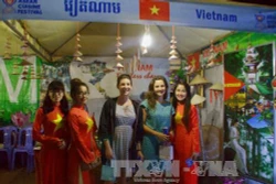 V.League 2017: Thắng Thành phố Hồ Chí Minh, Bình Dương có được 3 điểm trên sân nhà