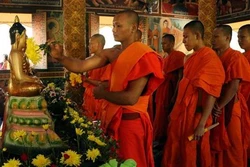 Thủ tướng Nguyễn Xuân Phúc gửi Thư chúc mừng đồng bào Khmer nhân dịp Tết cổ truyền Chôl Chnăm Thmây