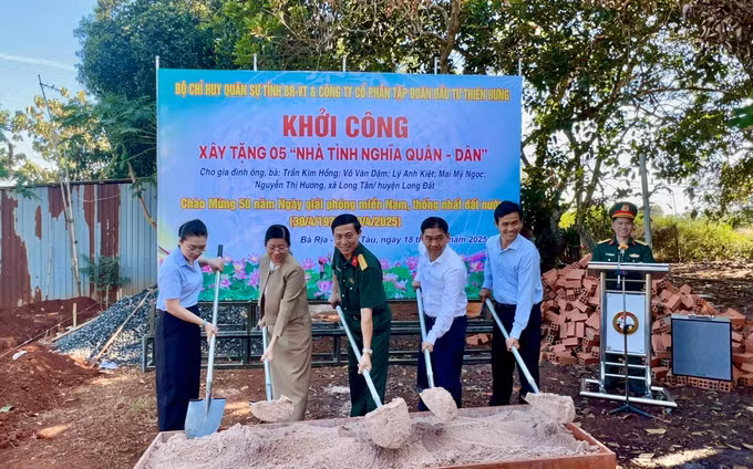 potal-ba-ria-vung-tau-khoi-cong-xay-dung-5-can-nha-tinh-nghia-quan-dan-tang-dan-ngheo-7919026.jpg