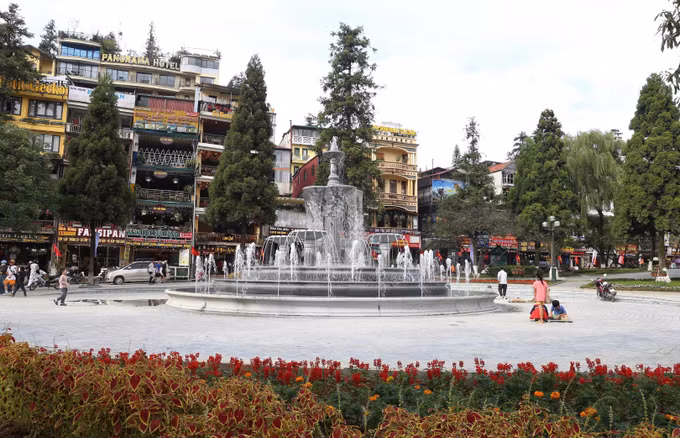 potal-lao-cai-sa-pa-san-sang-cho-ngay-hoi-lon-6994858.jpg