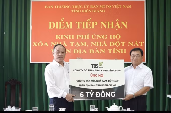 potal-ung-ho-6-ty-dong-xoa-nha-tam-tai-kien-giang-7979111.jpg