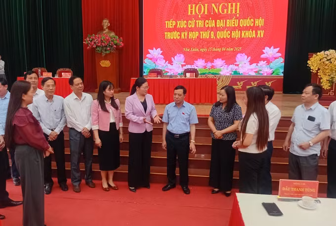 potal-doan-dbqh-tinh-thanh-hoa-tiep-xuc-cu-tri-huyen-nhu-xuan-truoc-ky-hop-thu-9-7973570.jpg