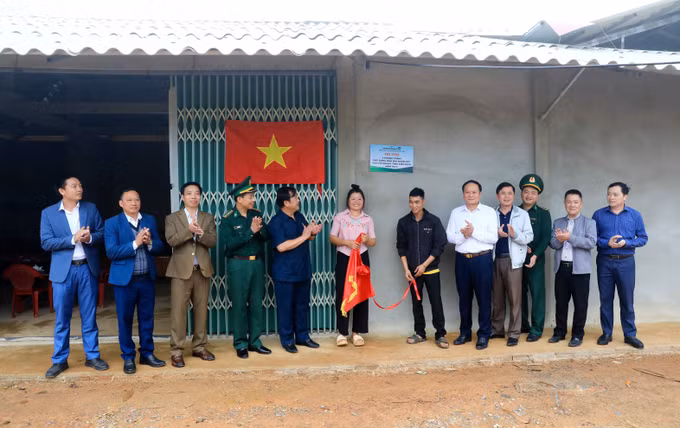 potal-hoan-thanh-300-nha-dai-doan-ket-cho-ho-ngheo-vung-bien-gioi-dien-bien-7960343.jpg