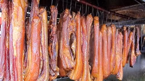 Món "Nò lạp" đặc biệt của người Giáy.