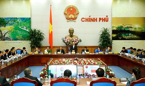 Thủ tướng Nguyễn Xuân Phúc chủ trì Hội nghị trực tuyến toàn quốc về công tác phòng, chống ma túy và cai nghiện ma túy. Ảnh: Thống Nhất-TTXVN