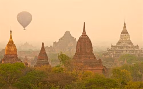 Bình minh ở Bagan. Ảnh: Myanmar Times