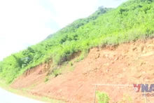 Nguy cơ sạt lở đe dọa nhiều hộ dân miền núi Thanh Hóa