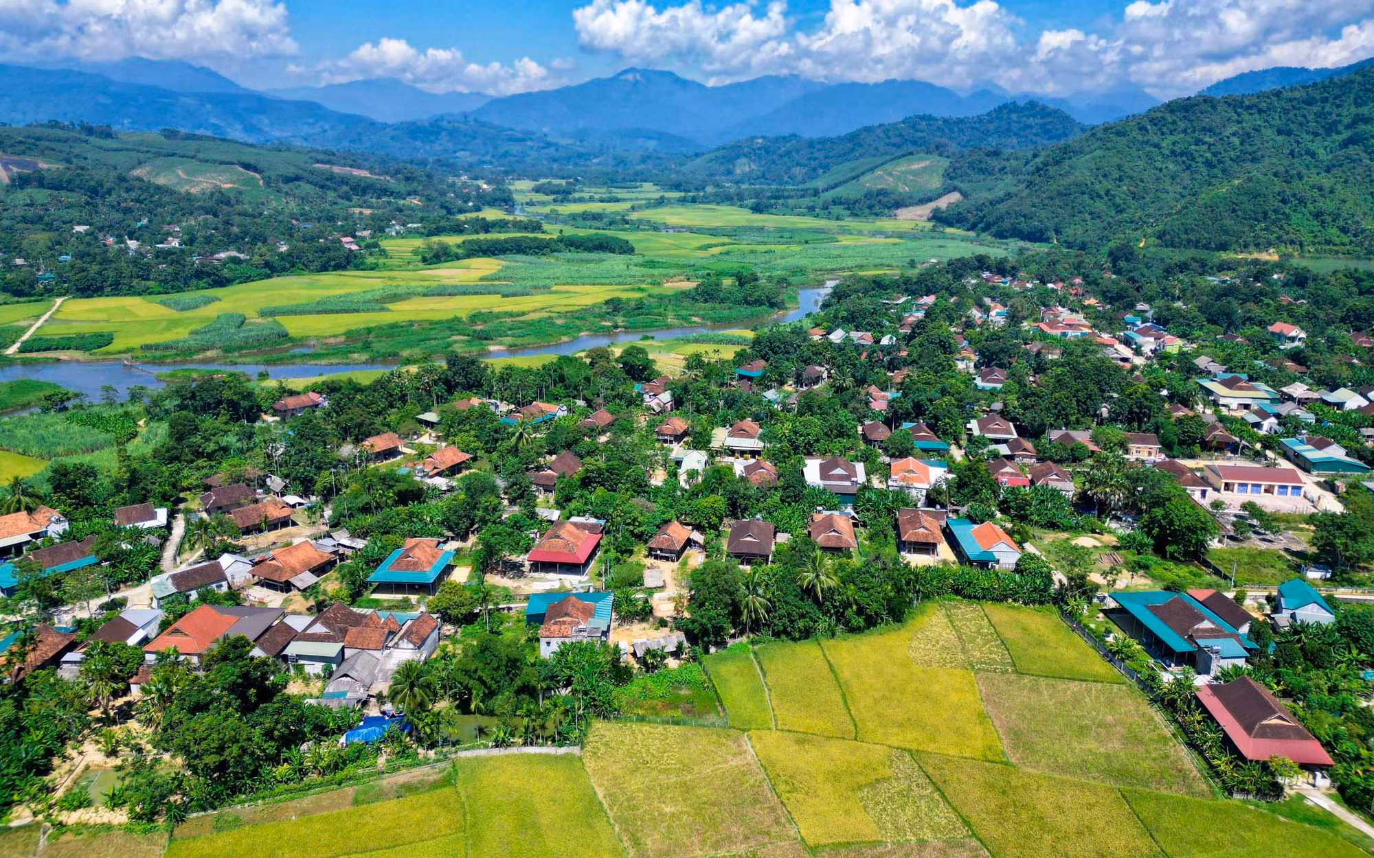 Thăm mường Chiềng Ngam